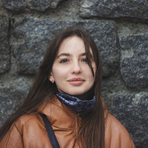 girl-g6150284b2_1920